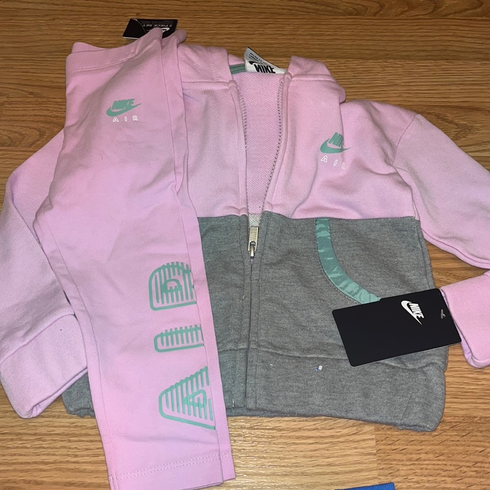 Nike 2 piece suit
